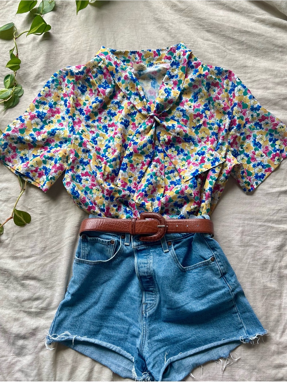 Vintage Floral Tie-Neck Short Sleeve Blouse - Yellow Colorful